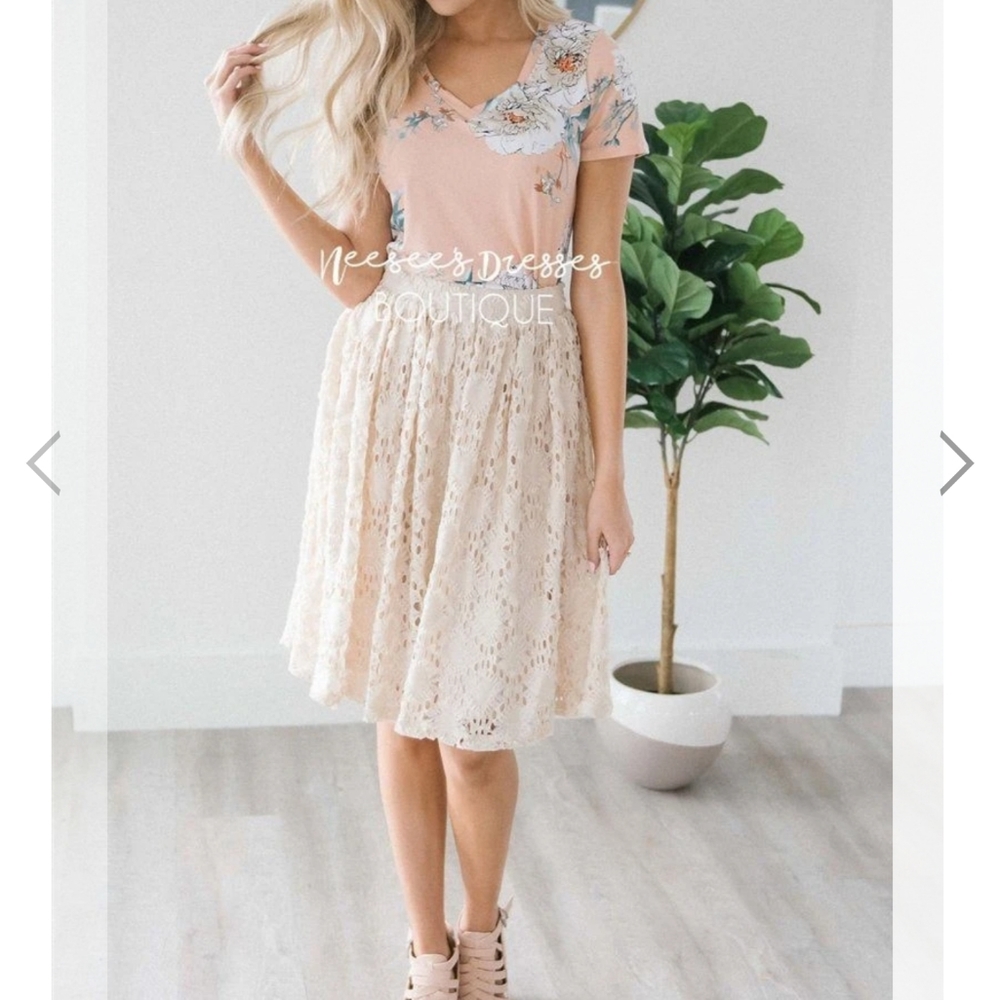 Nee See's dresses lace skirt